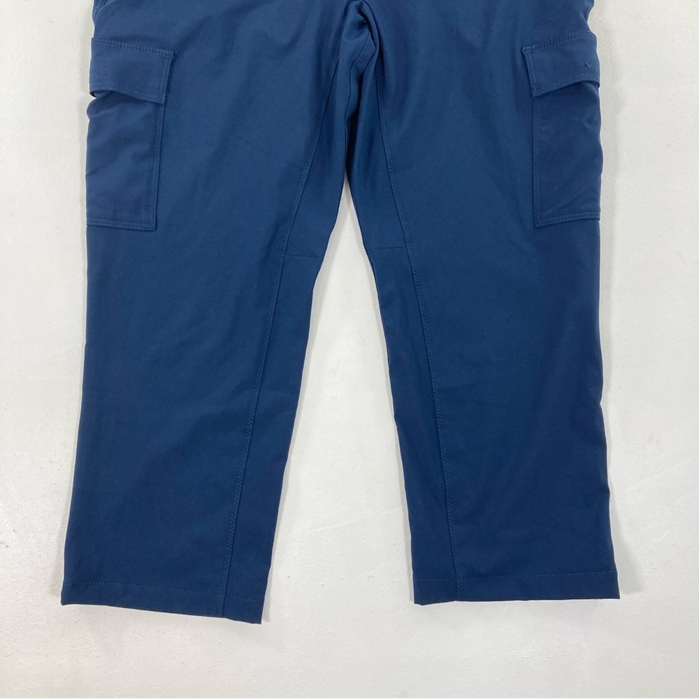 Eddie Bauer Cropped Climatrail Hiking Pants Size 12 Blue with Belt and Pockets - Picture 15 of 16